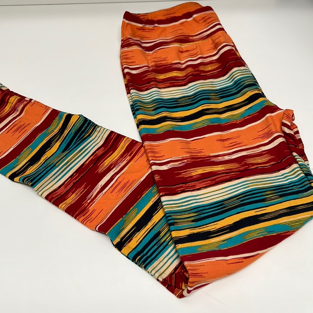 LulaRoe one size leggings